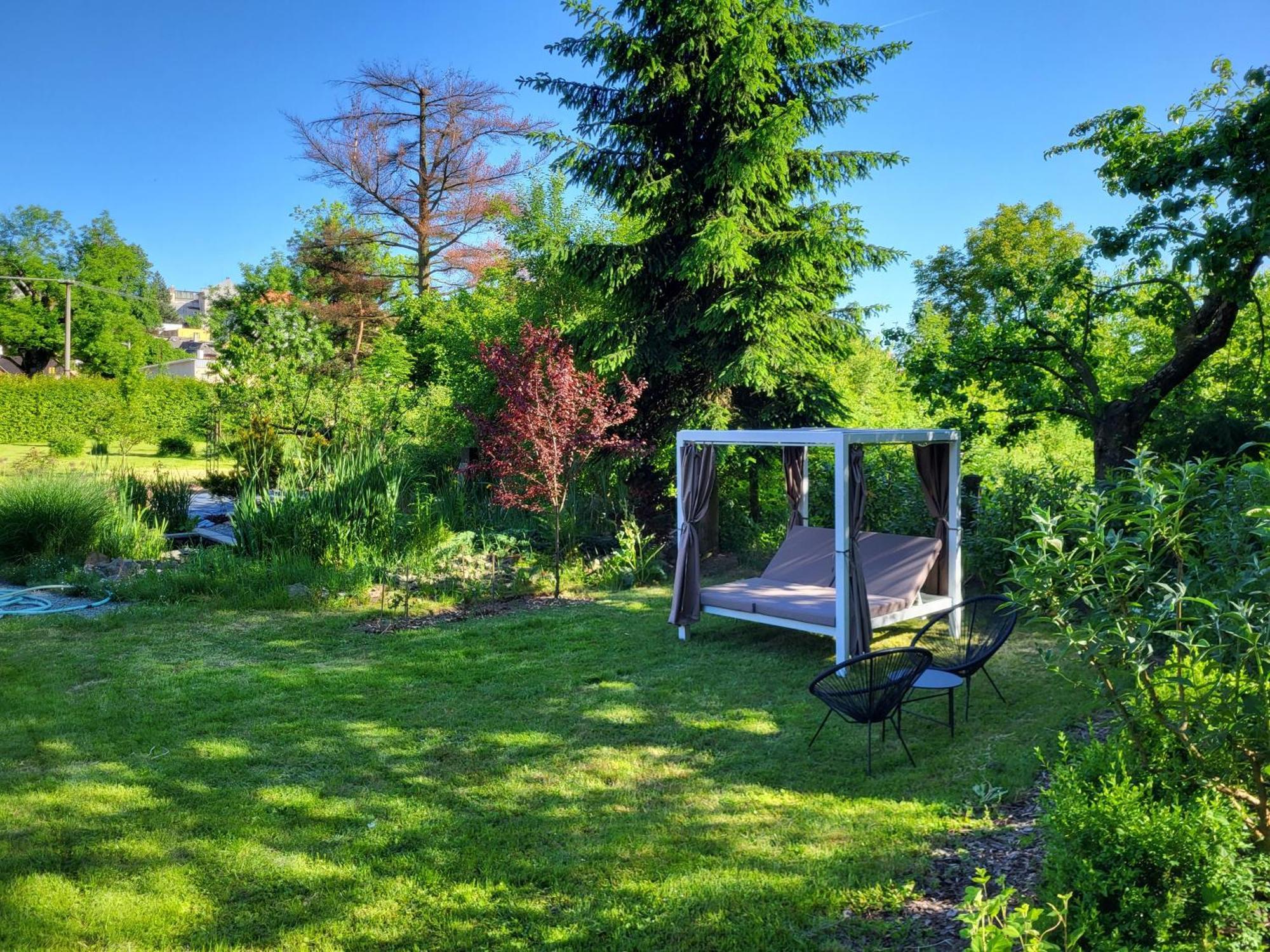 V Podzamci Apartment